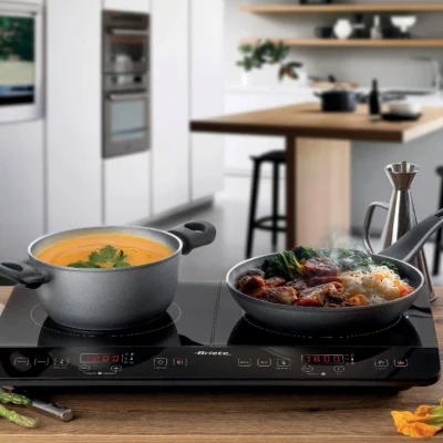 https://decora-group.ams3.cdn.digitaloceanspaces.com/domus/media/100899/conversions/Ariete-00C199800AR0-(2).large.webp