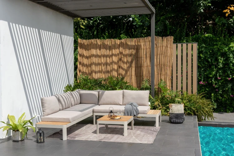 https://decora-group.ams3.cdn.digitaloceanspaces.com/domus/media/103855/conversions/Portals-PN66545C.large.webp