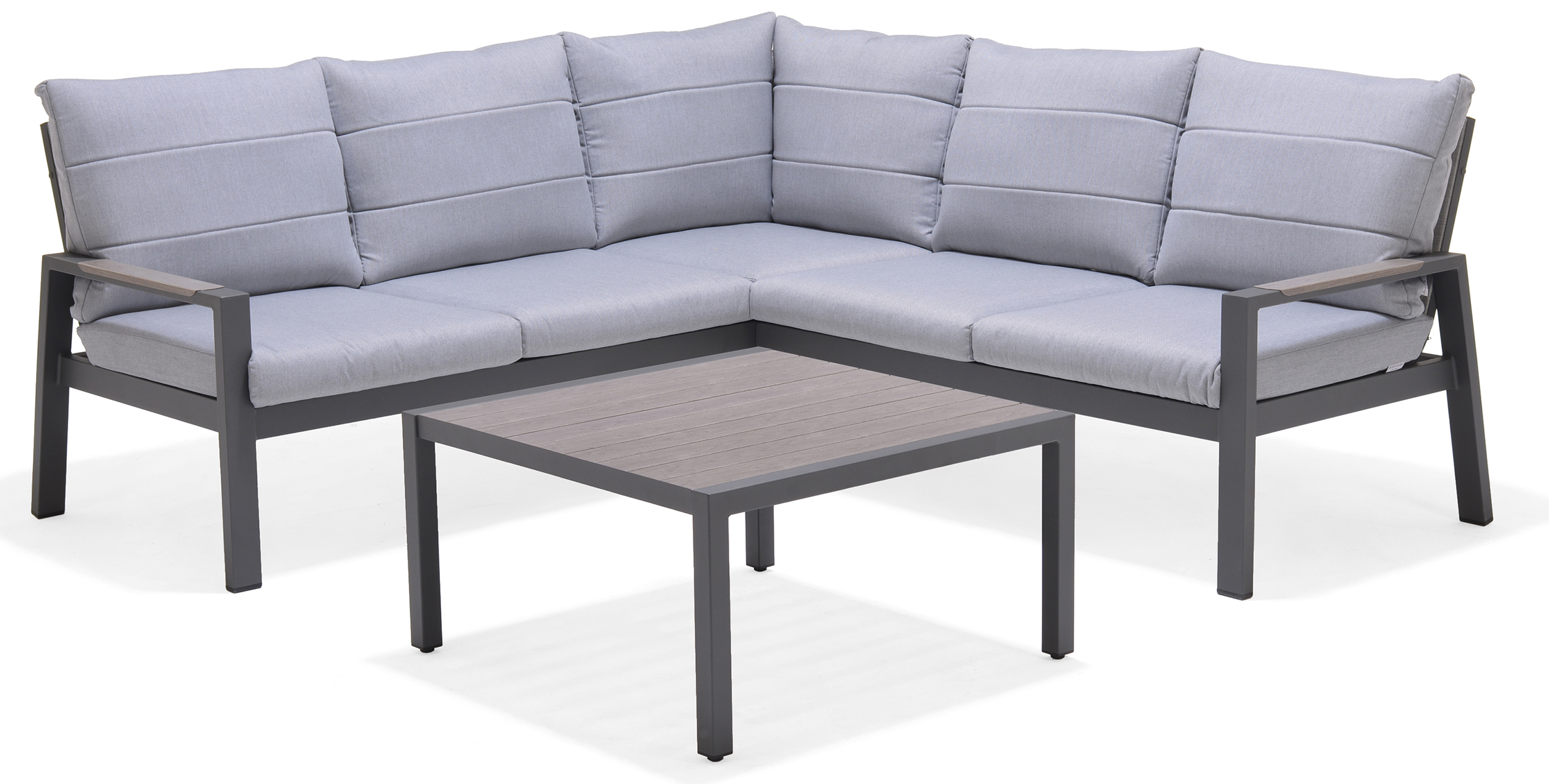 https://decora-group.ams3.cdn.digitaloceanspaces.com/domus/media/104012/RE-00095335.jpg