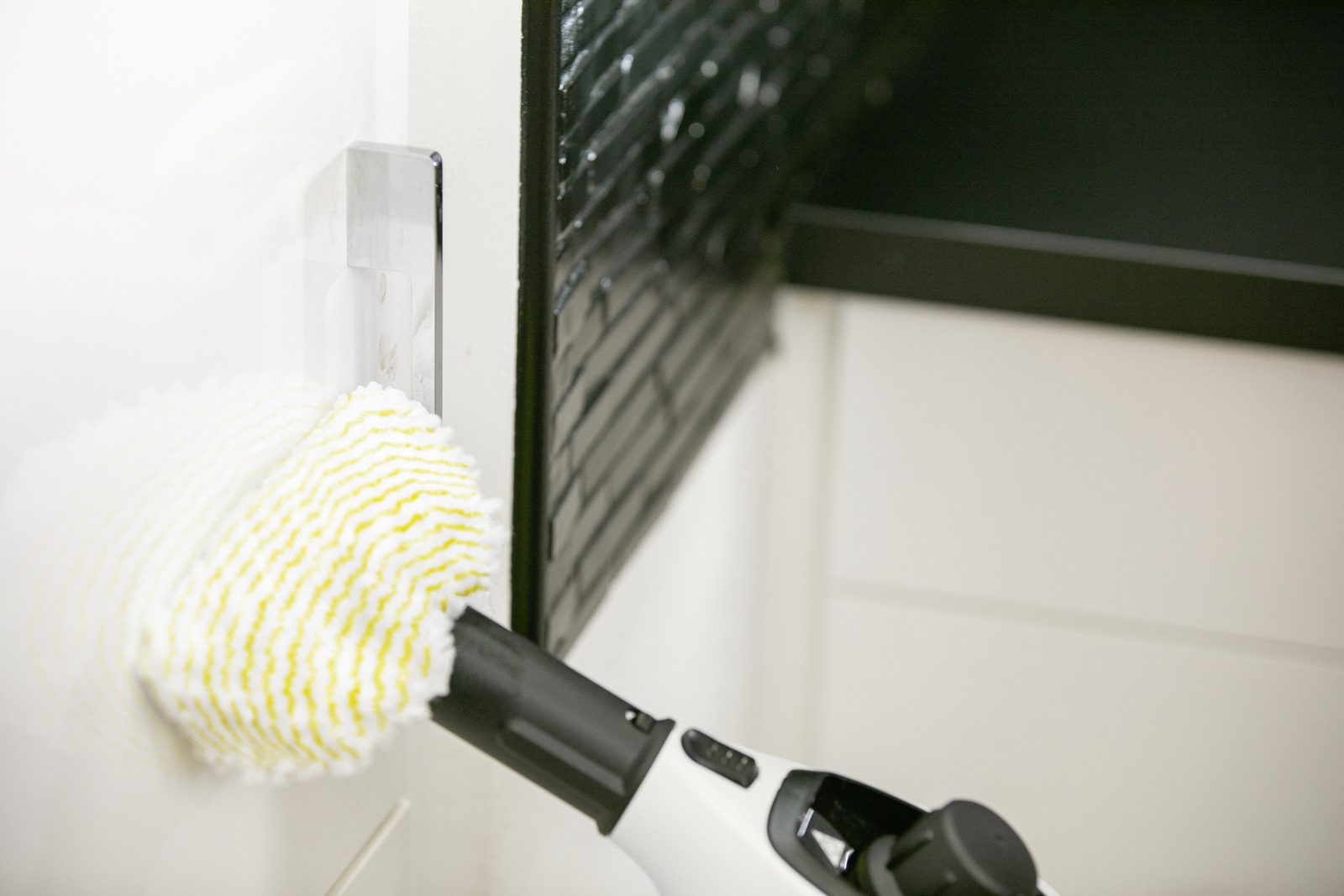 https://decora-group.ams3.cdn.digitaloceanspaces.com/domus/media/112602/Karcher-1-516-400-0-(2)---Domus.jpg