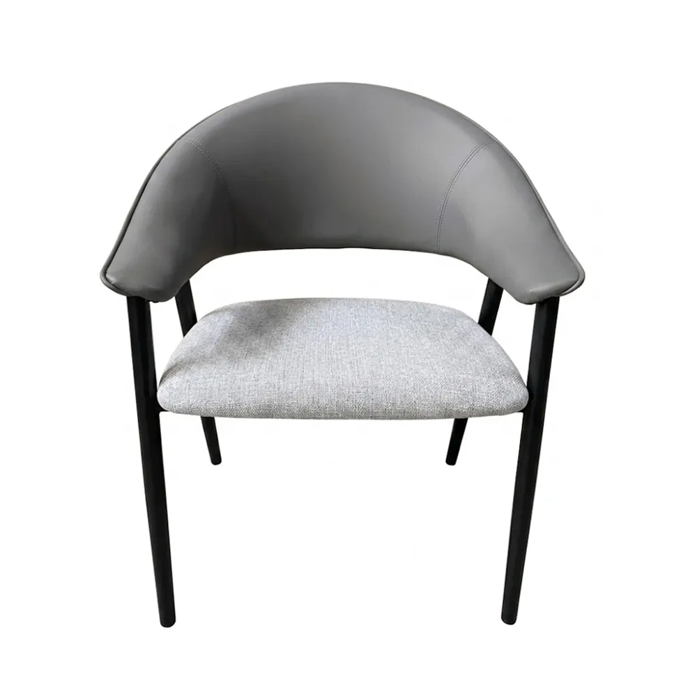 https://decora-group.ams3.cdn.digitaloceanspaces.com/domus/media/121832/RE-00107839.webp