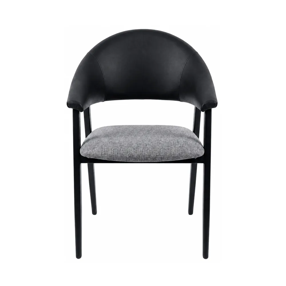 https://decora-group.ams3.cdn.digitaloceanspaces.com/domus/media/121834/RE-00107840.webp