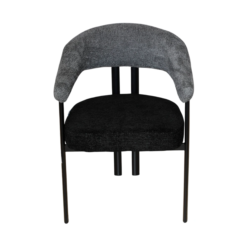 https://decora-group.ams3.cdn.digitaloceanspaces.com/domus/media/126521/RE-00099862-(3).webp