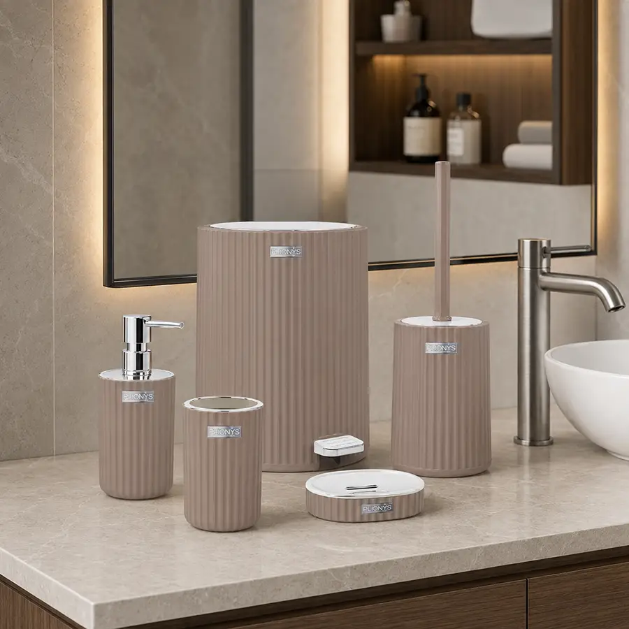 https://decora-group.ams3.cdn.digitaloceanspaces.com/domus/media/128050/RE-00101910.webp