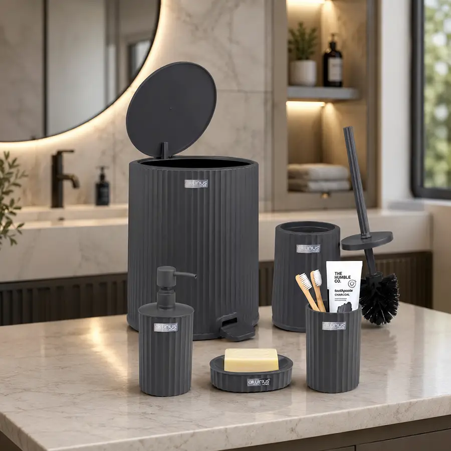 https://decora-group.ams3.cdn.digitaloceanspaces.com/domus/media/128051/RE-00101913-1.webp