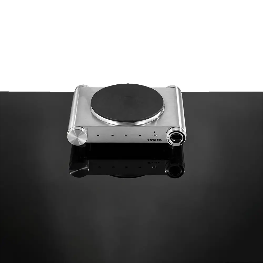 https://decora-group.ams3.cdn.digitaloceanspaces.com/domus/media/130143/RE-00114928-Ariete-00C099320AR0-1.webp