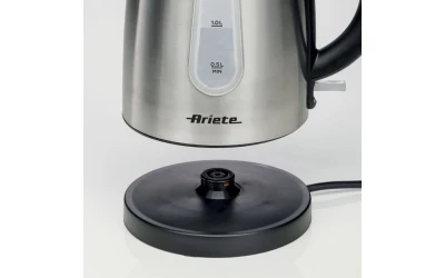 https://decora-group.ams3.cdn.digitaloceanspaces.com/domus/media/39214/conversions/czajnik-elektryczny-284700-cordless-metal-kettle-(1).large.webp
