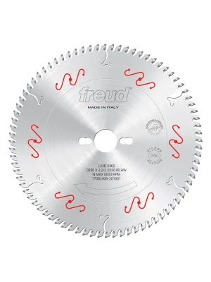 https://decora-group.ams3.cdn.digitaloceanspaces.com/domus/media/39742/conversions/zil-media_00-00006879-2.large.webp