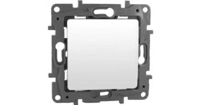 https://decora-group.ams3.cdn.digitaloceanspaces.com/domus/media/43864/conversions/zil-media_00-00024879-2.large.webp