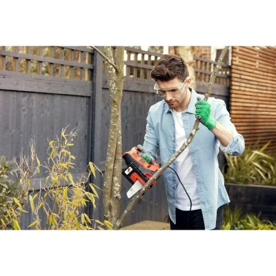 https://decora-group.ams3.cdn.digitaloceanspaces.com/domus/media/60400/conversions/domus-am_RS890K_Black&Decker_red_3.large.webp