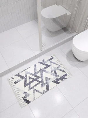 https://decora-group.ams3.cdn.digitaloceanspaces.com/domus/media/62424/conversions/ER-00060055-Коврик-для-ванной-Апачи-хлопок,-50x80см-(Аквалиния)-1.large.webp