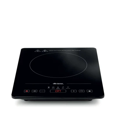 https://decora-group.ams3.cdn.digitaloceanspaces.com/domus/media/65081/conversions/Ariete-00C199700AR0-(1).large.webp