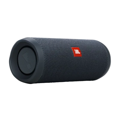 https://decora-group.ams3.cdn.digitaloceanspaces.com/domus/media/69277/conversions/JBL_FLIP_ESSENTIAL_2_3_4_LEFT_36374_x3.large.webp