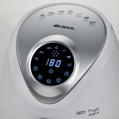 https://decora-group.ams3.cdn.digitaloceanspaces.com/domus/media/75728/conversions/display-digitale-friggitrice-aria-ariete-bianca-4616-cca2b76044b55526402dd7166d02dd4b.large.webp