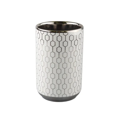 https://decora-group.ams3.cdn.digitaloceanspaces.com/domus/media/80696/conversions/ER-00070238.large.webp