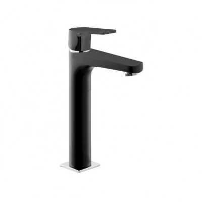 https://decora-group.ams3.cdn.digitaloceanspaces.com/domus/media/82707/conversions/ER-00067478.large.webp
