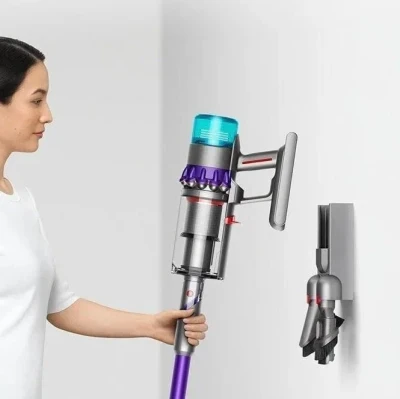 https://decora-group.ams3.cdn.digitaloceanspaces.com/domus/media/89134/conversions/Dyson-Gen5-Detect-Absolute-Purple-Iron-SV23-(3).large.webp