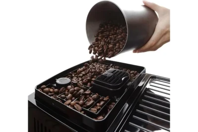 https://decora-group.ams3.cdn.digitaloceanspaces.com/domus/media/89707/conversions/DeLonghi-ECAM220-22-GB-(3).large.webp