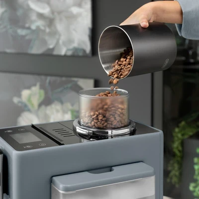 https://decora-group.ams3.cdn.digitaloceanspaces.com/domus/media/92858/conversions/DeLonghi-EXAM440-55-G-(10).large.webp