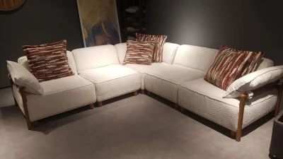 https://decora-group.ams3.cdn.digitaloceanspaces.com/domus/media/93980/conversions/1.large.webp
