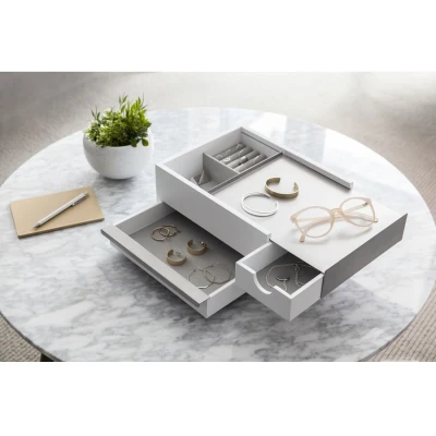 https://decora-group.ams3.cdn.digitaloceanspaces.com/domus/media/95850/conversions/att40069.large.webp